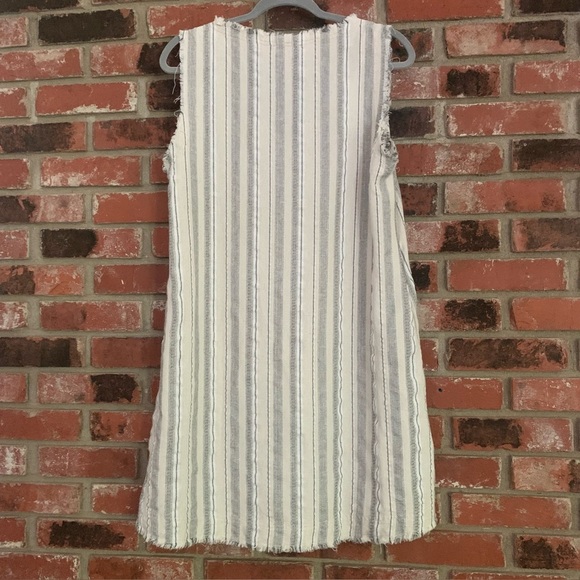 Umgee Linen Cotton Frayed Edge Pockets V Neck Lagenlook Tan Gray Striped Sz S - Picture 3 of 8